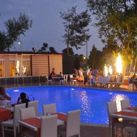 فندق Aperion Beach