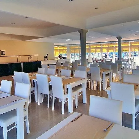 Aperion Beach Kızılot