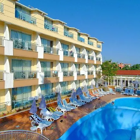 Aperion Beach فندق 3*