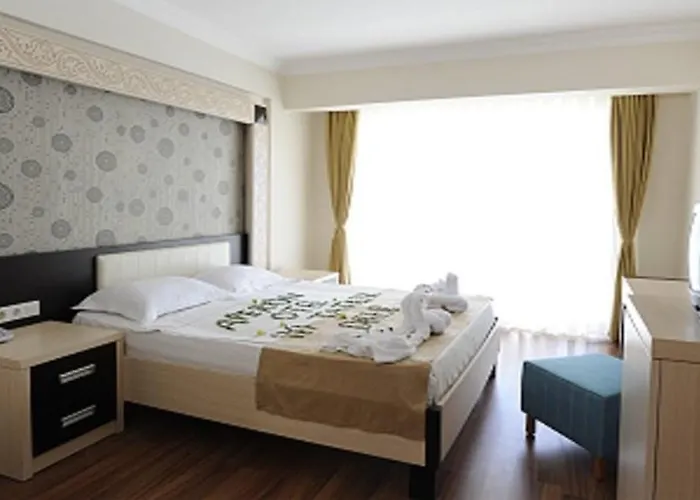 호텔 Aperion Beach 3*