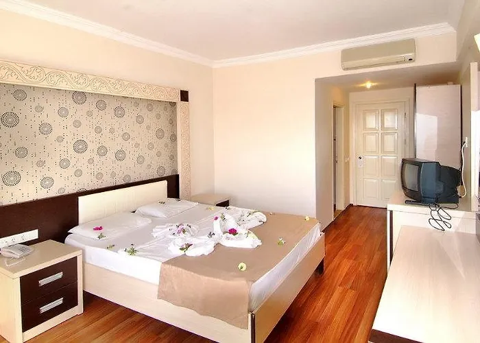 Aperion Beach 3* Kızılot