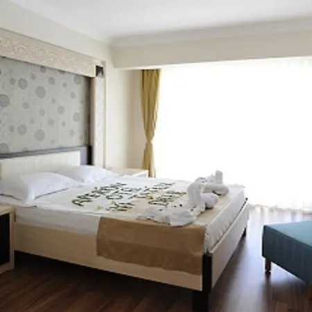 Hotel Aperion Beach 3*