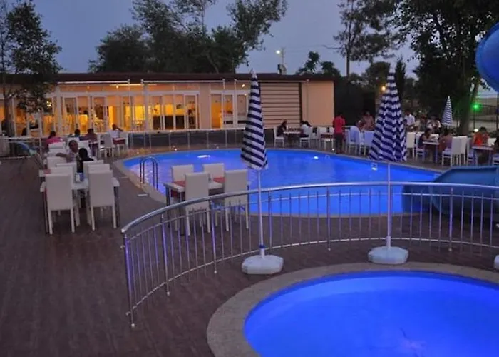 Hotell Aperion Beach Kızılot