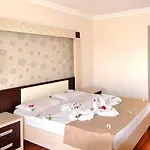 Hotel Aperion Beach